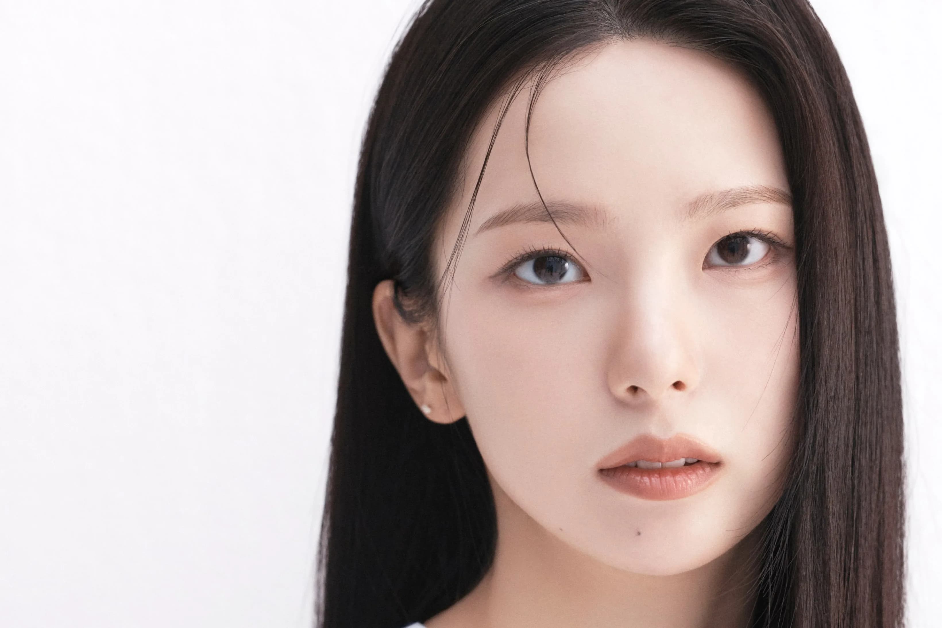 Yujin Returns with ELSE Entertainment, Releases New Photos