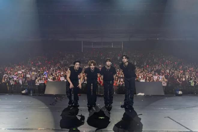iKON Delivers Electrifying 'FOUREVER' Reunion in Singapore