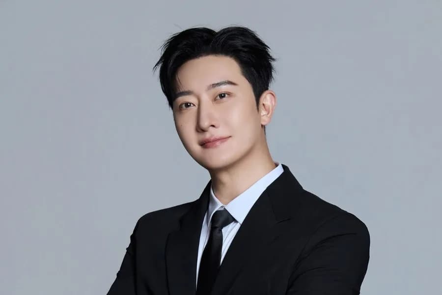 Super Junior-M Zhoumi Becomes CEO of STE Venture